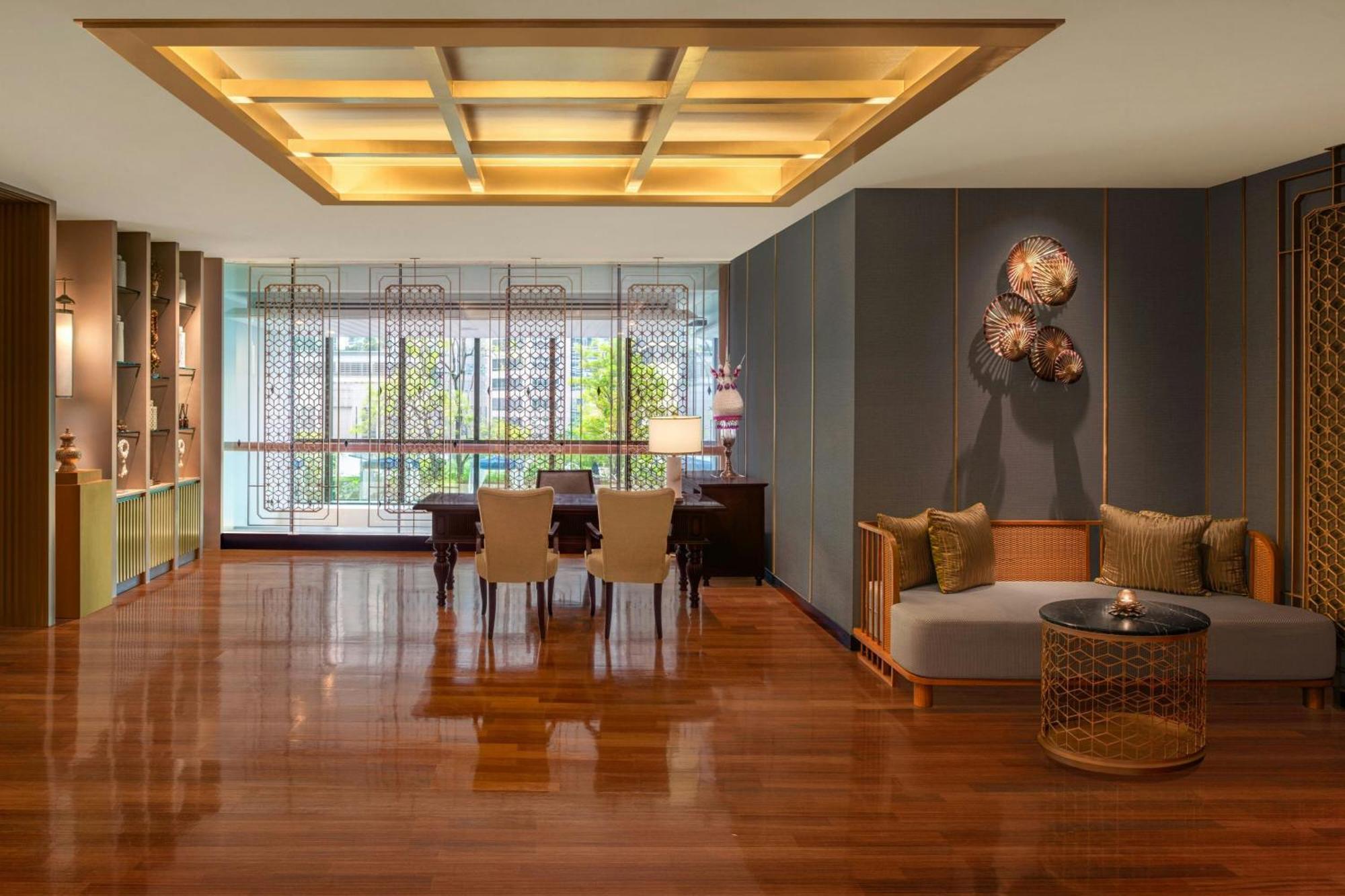 The Athenee Hotel, A Luxury Collection Hotel, Bangkok Exterior photo
